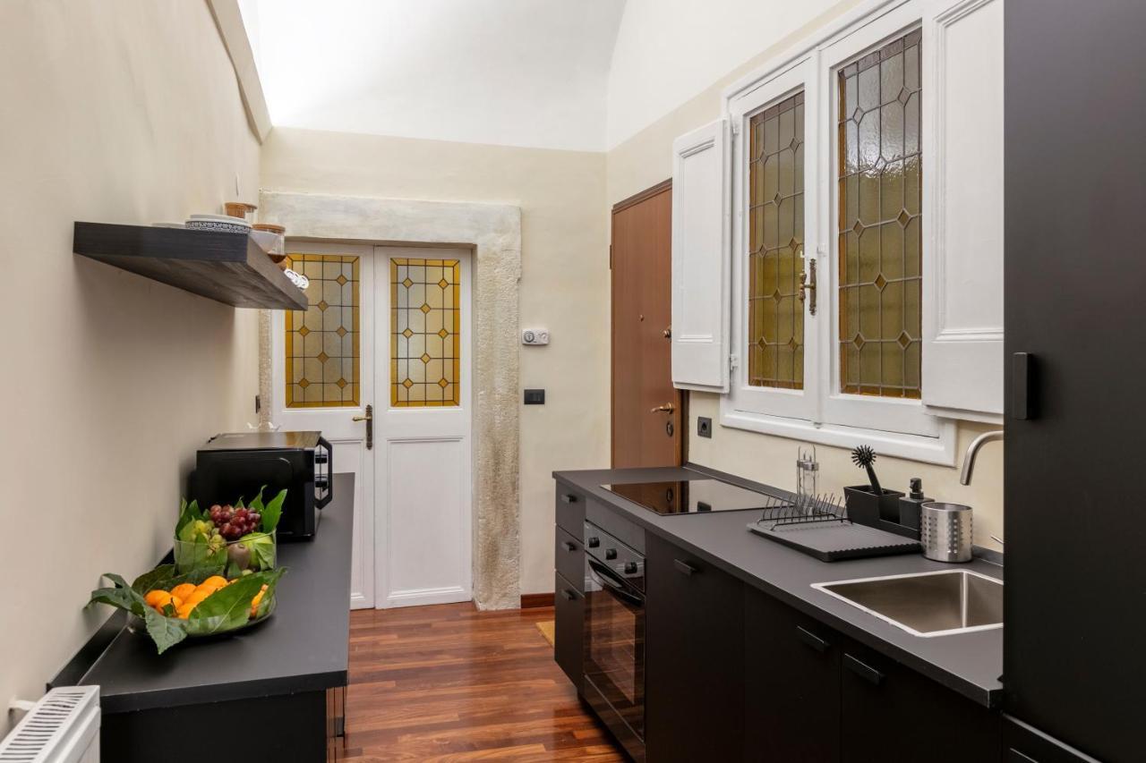 Parione Apartment Рим Экстерьер фото